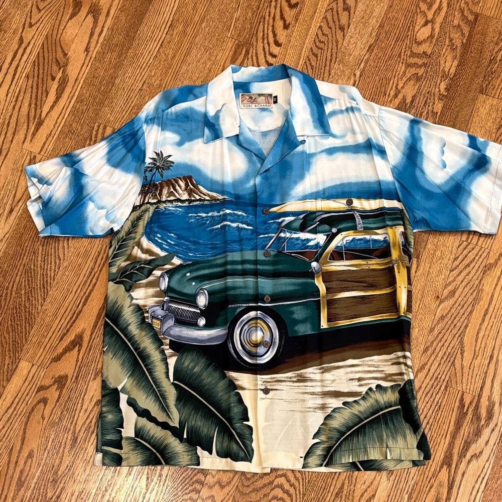 Tori Richard Blue and Green Scenic Button Down Shirt